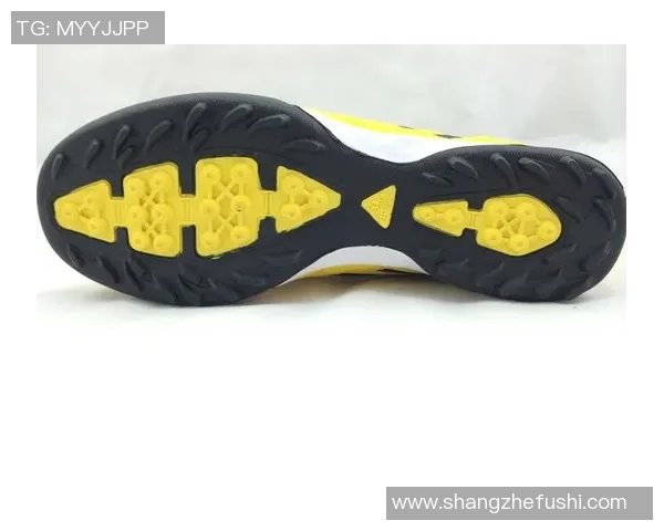 选择适合你的sg足球鞋提升场上表现的最佳指南与推荐